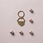 Portachiavi arcobaleno oro in due misure - Bomboniere Claraluna 2024