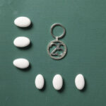 Portachiavi 25 silver in due misure - Bomboniere Claraluna 2024