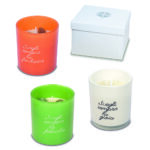 Candela profumata h. 8 collezione Aura - Bomboniere solidali Quadrifoglio