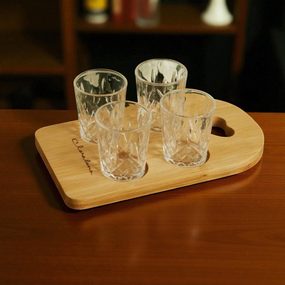 vassoio in legno di bambù con 4 bicchieri