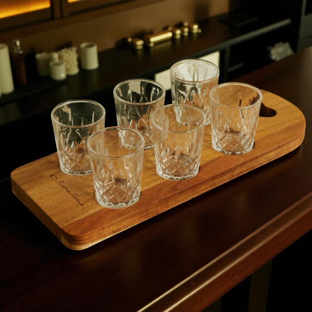 Vassoio in legno di acacia con 6 bicchieri - Bomboniere Claraluna
