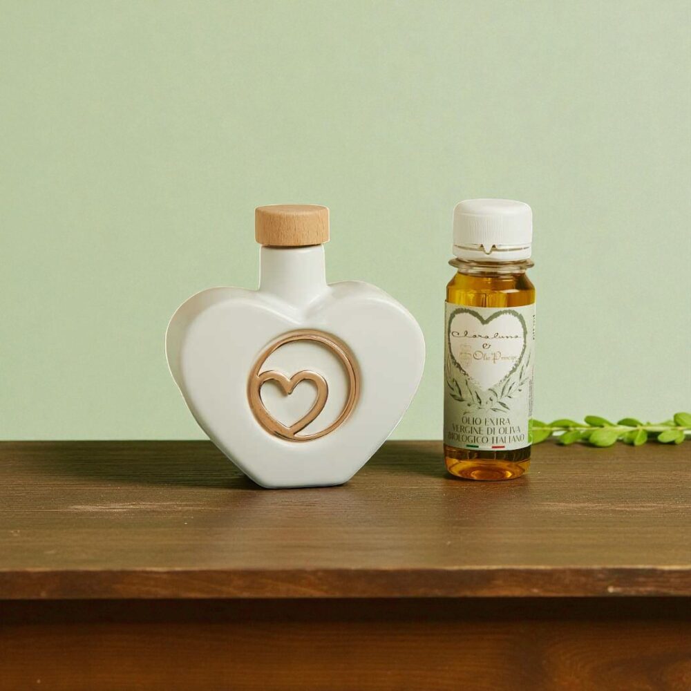 Oliera cuore con olio - Bomboniere Claraluna
