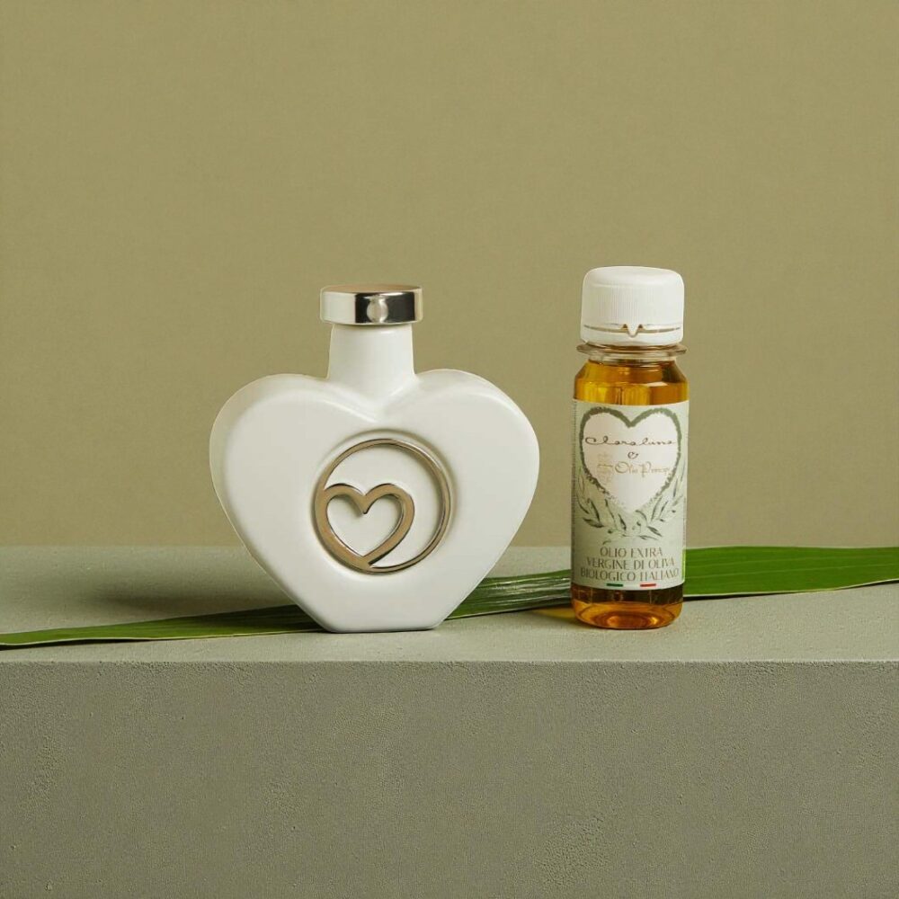 Oliera cuore silver con olio - Bomboniere Claraluna