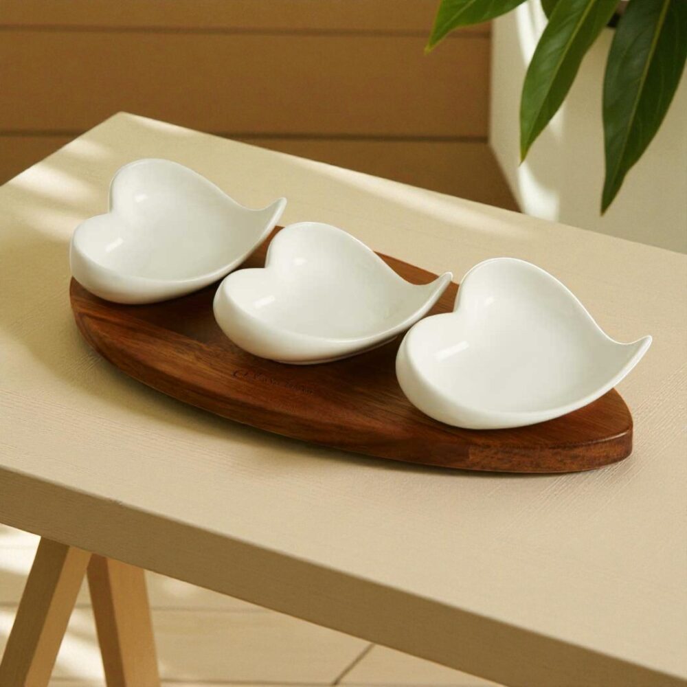 Vassoio in legno di acacia con 3 ciotole - Bomboniere Claraluna