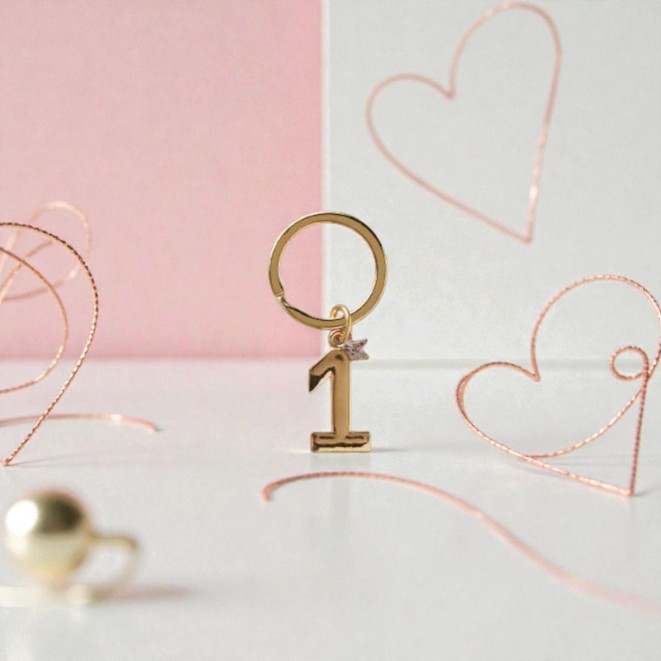 Portachiavi numero 1 strass rosa in due colori - Bomboniere Claraluna